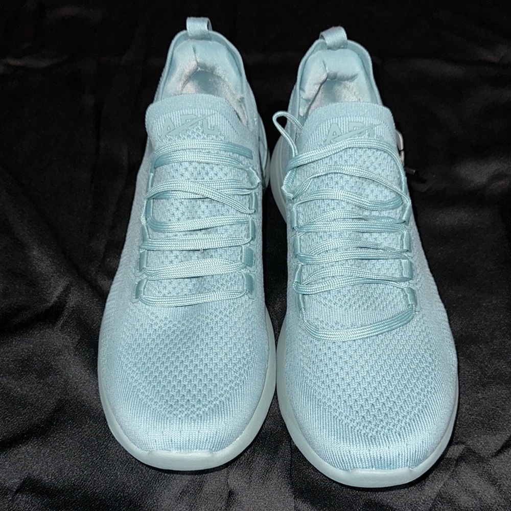 APL Men’s Tiffany Blue Sneakers Sz 8